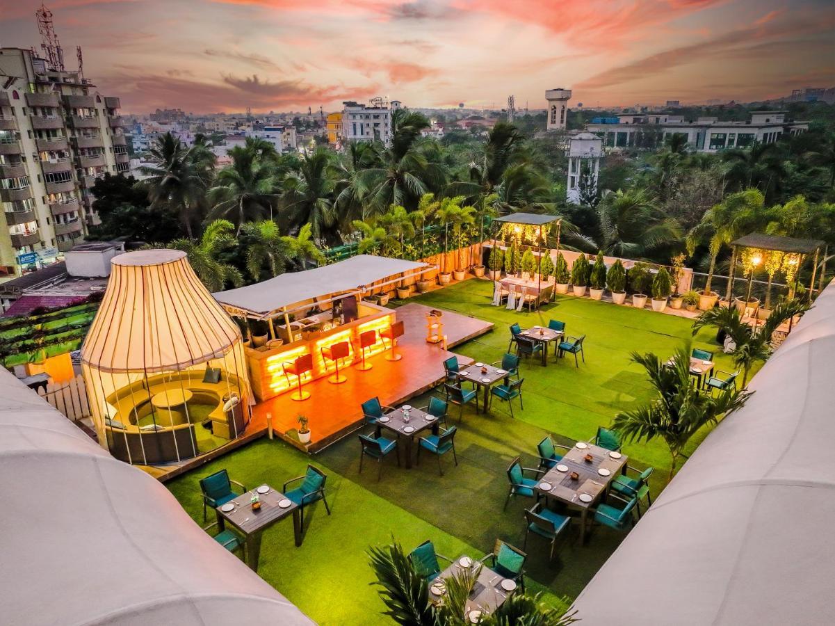 Hotel Pal Heights Bhubaneswar Exterior foto